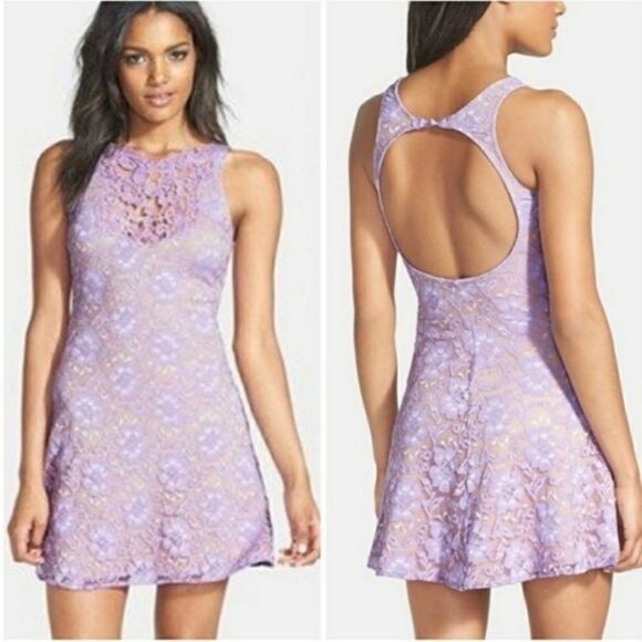 𝅺DRESS The Population - One Rad Girl Regina Lace Open Back Dress - Picture 1 of 13